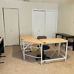 Cozy - 2 Bedrooms Residential Home